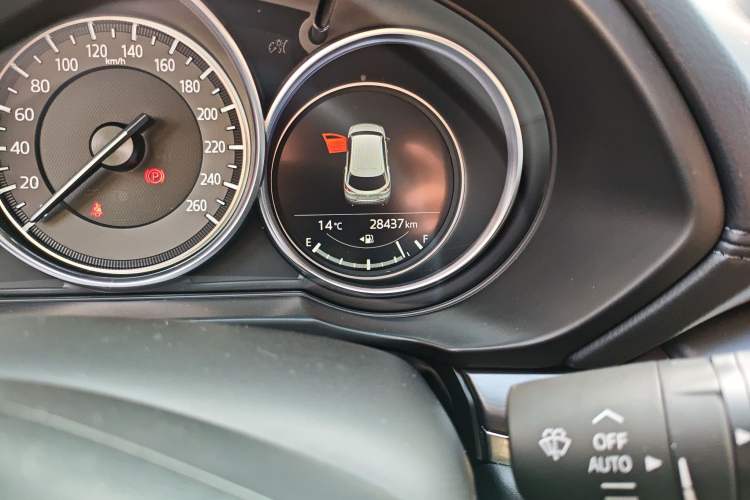 Used Mazda CX-8 2019 2.5L Four-Wheel Drive Deluxe Edition Odometer Close Up