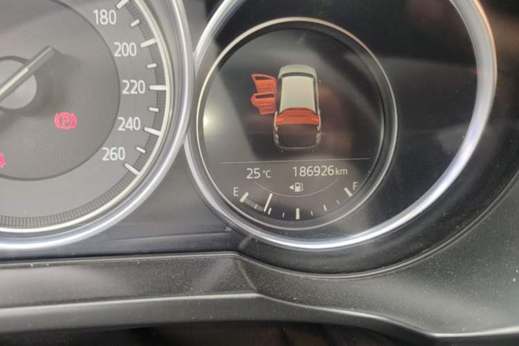 Used Mazda CX-8 2019 2.5L Two-Wheel Drive Prestige Version Odometer Close Up