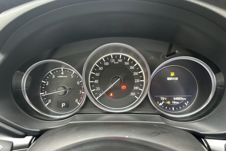 Used Mazda CX-8 2019 2.5L Four-Wheel Drive Deluxe Edition Odometer Close Up