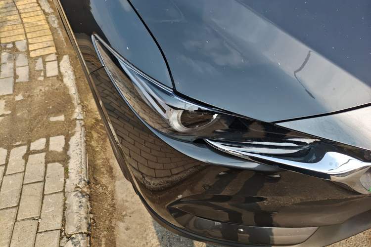 Used Mazda CX-8 2019 2.5L Four-Wheel Drive Deluxe Edition Right Front Headlight