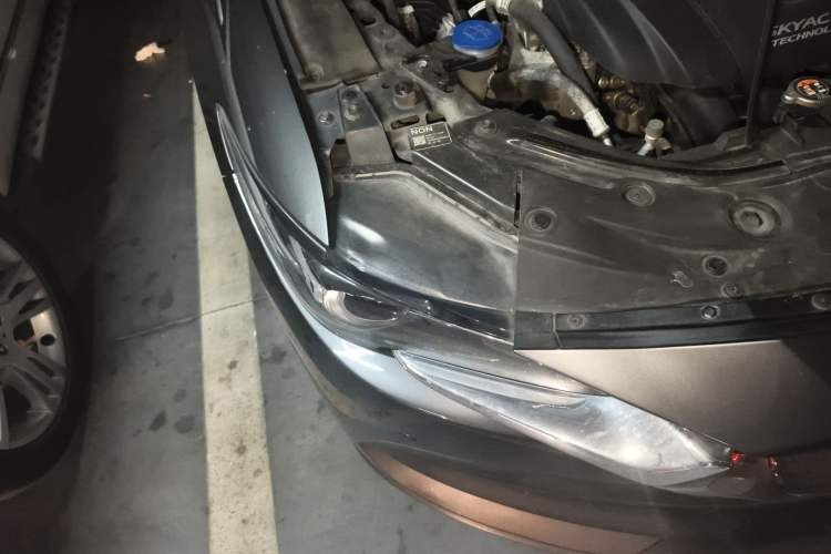 Used Mazda CX-8 2019 2.5L Four-Wheel Drive Deluxe Edition Right Front Headlight