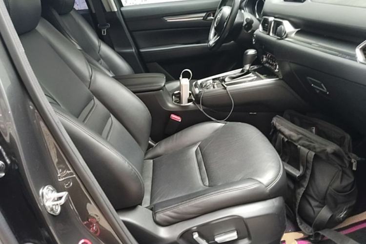 Used Mazda CX-8 2019 2.5L Two-Wheel Drive Prestige Version Right Front Seat
