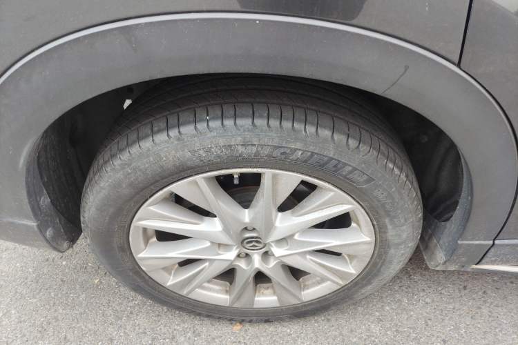 Used Mazda CX-8 2019 2.5L Two-Wheel Drive Prestige Version Right Rear Wheel Hub