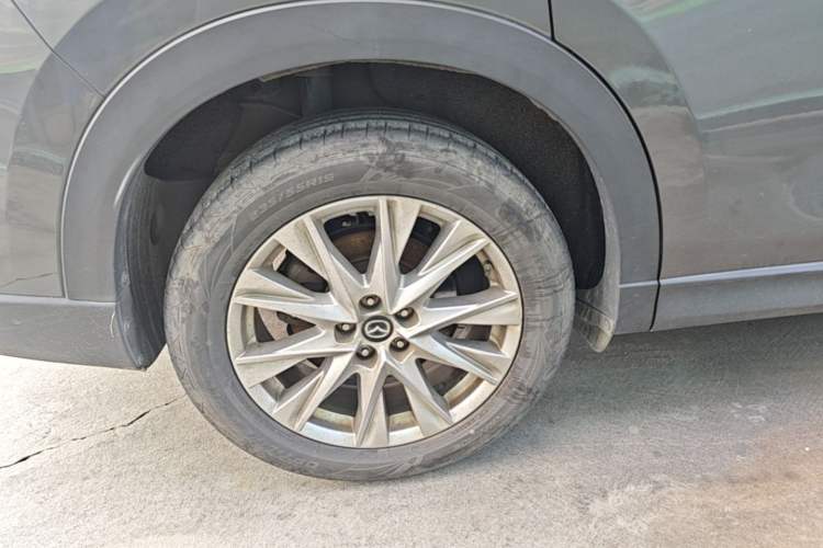Used Mazda CX-8 2019 2.5L Four-Wheel Drive Deluxe Edition Right Rear Wheel Hub