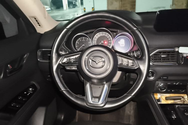 Used Mazda CX-8 2019 2.5L Two-Wheel Drive Prestige Version Steering Wheel