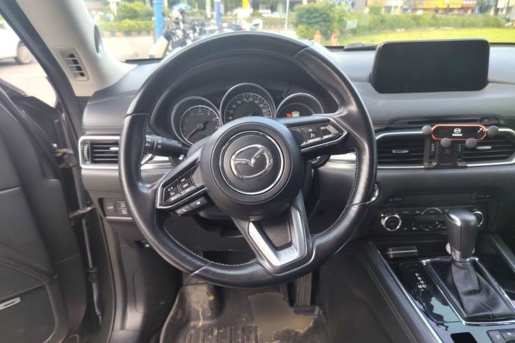 Used Mazda CX-8 2019 2.5L Four-Wheel Drive Deluxe Edition Steering Wheel