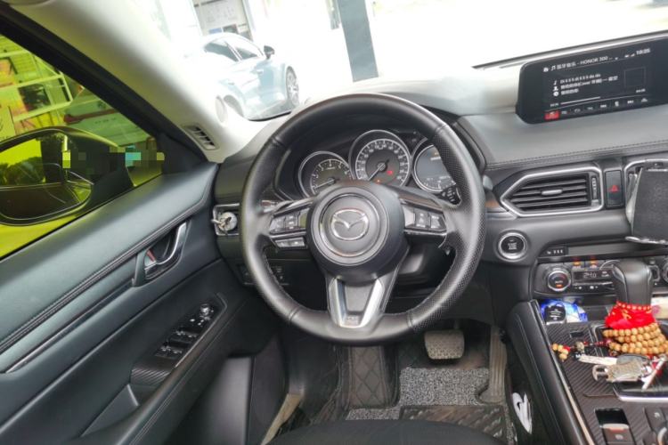 Used Mazda CX-8 2019 2.5L Two-Wheel Drive Prestige Version Steering Wheel