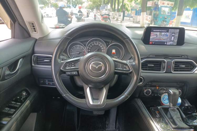 Used Mazda CX-8 2019 2.5L Four-Wheel Drive Deluxe Edition Steering Wheel