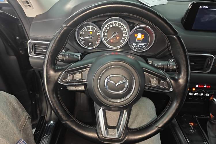 Used Mazda CX-8 2019 2.5L Two-Wheel Drive Prestige Version Steering Wheel