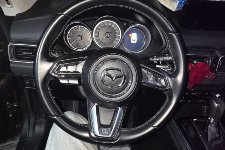 Used Mazda CX-8 2019 2.5L Four-Wheel Drive Deluxe Edition Steering Wheel