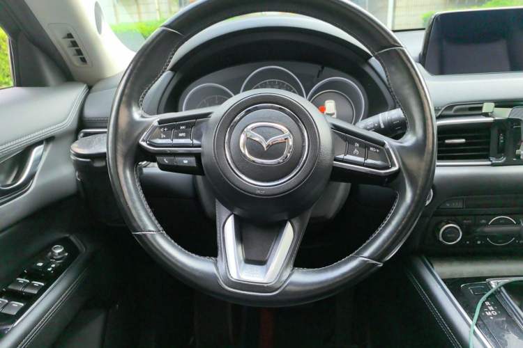 Used Mazda CX-8 2019 2.5L Four-Wheel Drive Deluxe Edition Steering Wheel