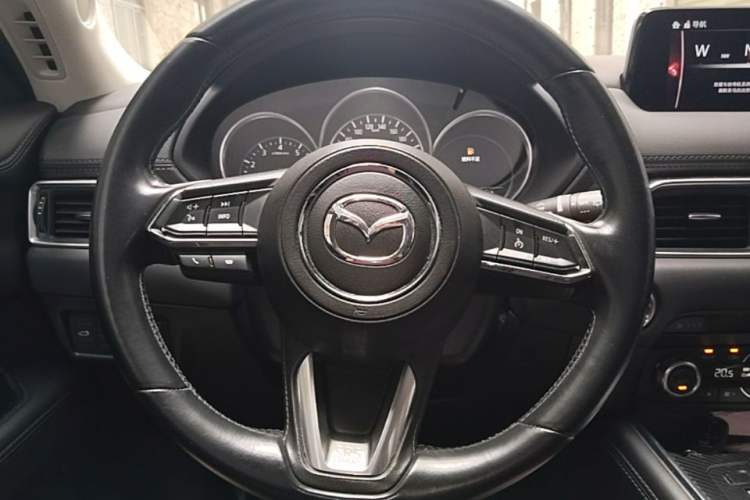 Used Mazda CX-8 2019 2.5L Two-Wheel Drive Prestige Version Steering Wheel