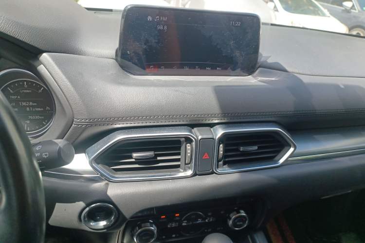 Used Mazda CX-8 2019 2.5L Two-Wheel Drive Prestige Version Audio And AC Panel