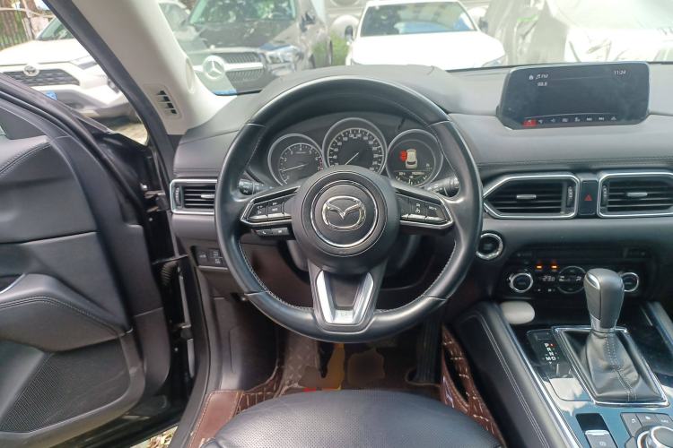 Used Mazda CX-8 2019 2.5L Two-Wheel Drive Prestige Version Steering Wheel
