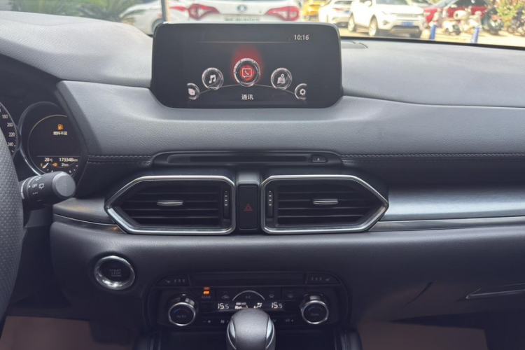 Used Mazda CX-8 2019 2.5L Four-Wheel Drive Deluxe Edition Audio And AC Panel