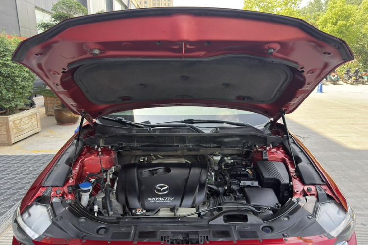 Used Mazda CX-8 2019 2.5L Four-Wheel Drive Deluxe Edition Engine Bay