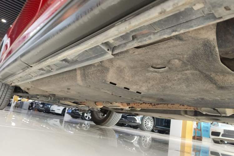 Used Mazda CX-8 2019 2.5L Four-Wheel Drive Deluxe Edition Left Side Sill