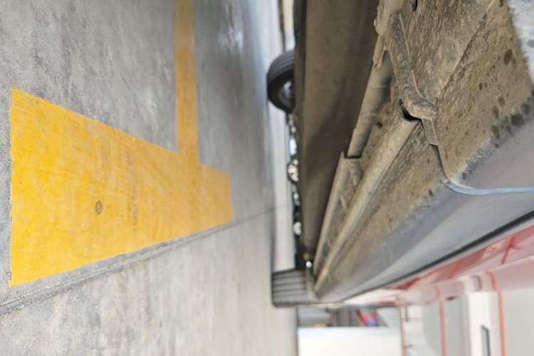 Used Mazda CX-8 2019 2.5L Four-Wheel Drive Deluxe Edition Left Side Sill