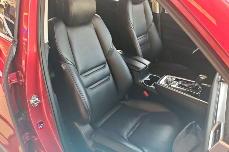 Used Mazda CX-8 2019 2.5L Two-Wheel Drive Prestige Version Right Front Seat