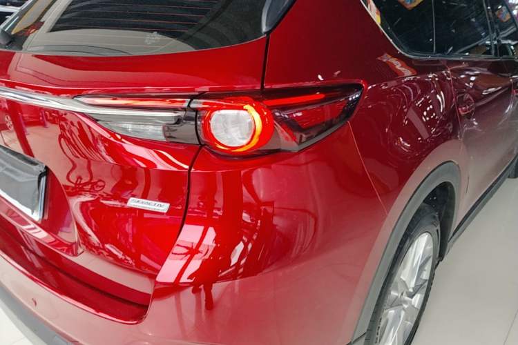 Used Mazda CX-8 2019 2.5L Four-Wheel Drive Deluxe Edition Right Rear Taillight