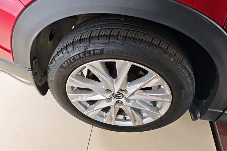 Used Mazda CX-8 2019 2.5L Two-Wheel Drive Prestige Version Right Rear Wheel Hub