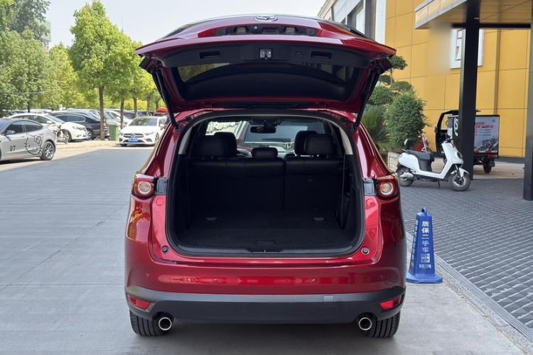 Used Mazda CX-8 2019 2.5L Four-Wheel Drive Deluxe Edition Trunk