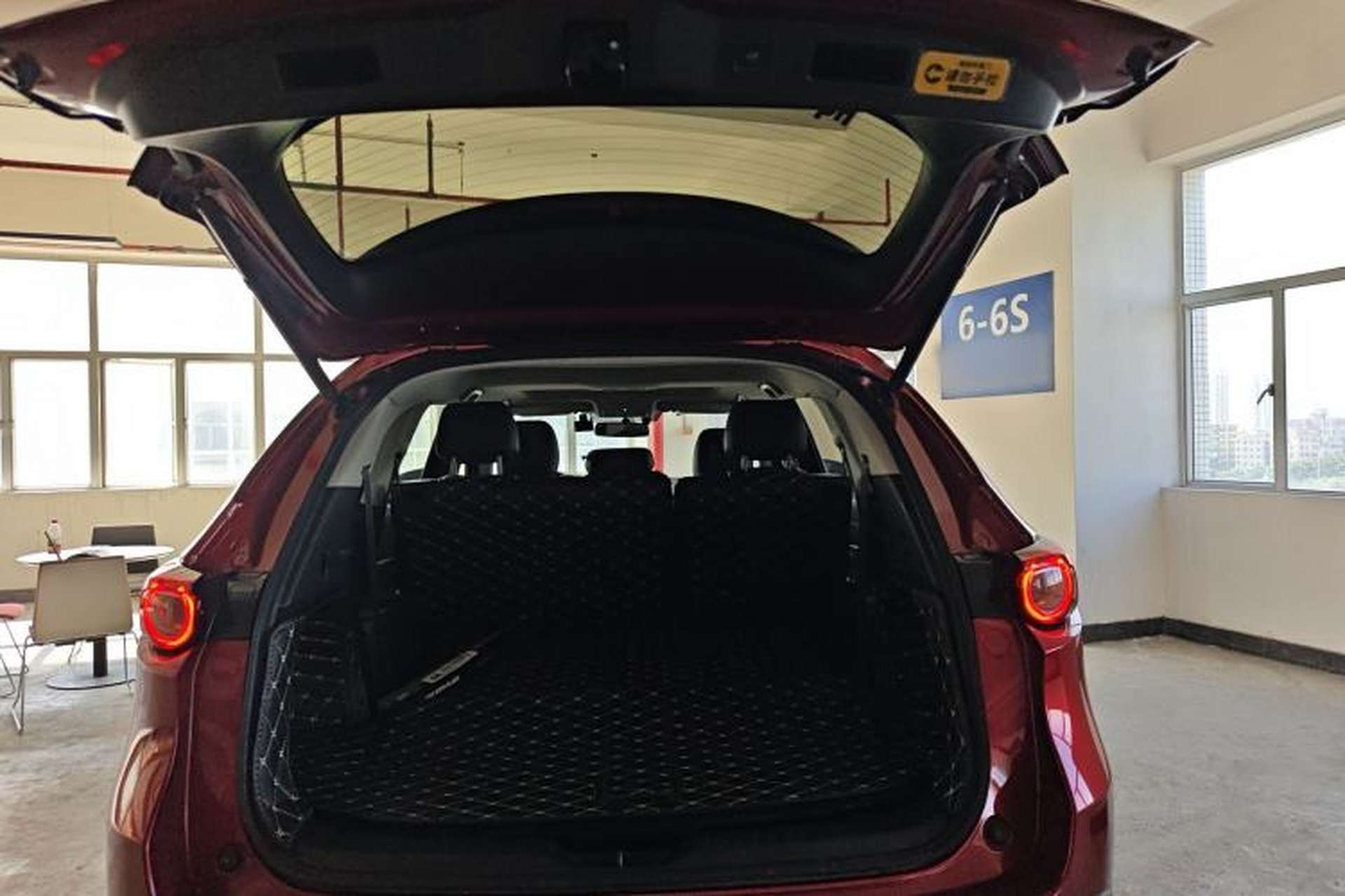 Used Mazda CX-8 2019 2.5L Four-Wheel Drive Deluxe Edition Trunk