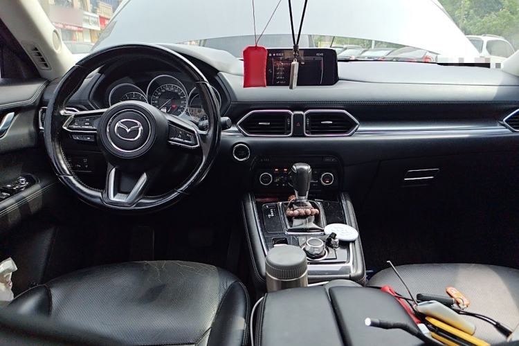 Used Mazda CX-8 2019 2.5L Two-Wheel Drive Prestige Version Center Console