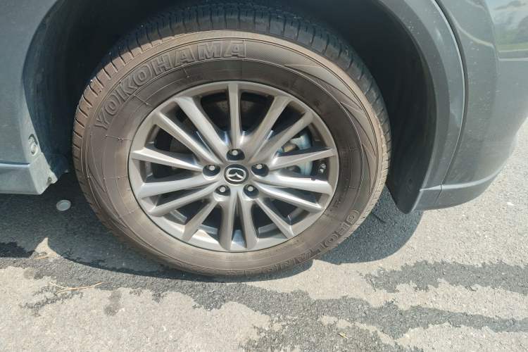 Used Mazda CX-8 2019 2.5L Two-Wheel Drive Luxury Version Exterior 2