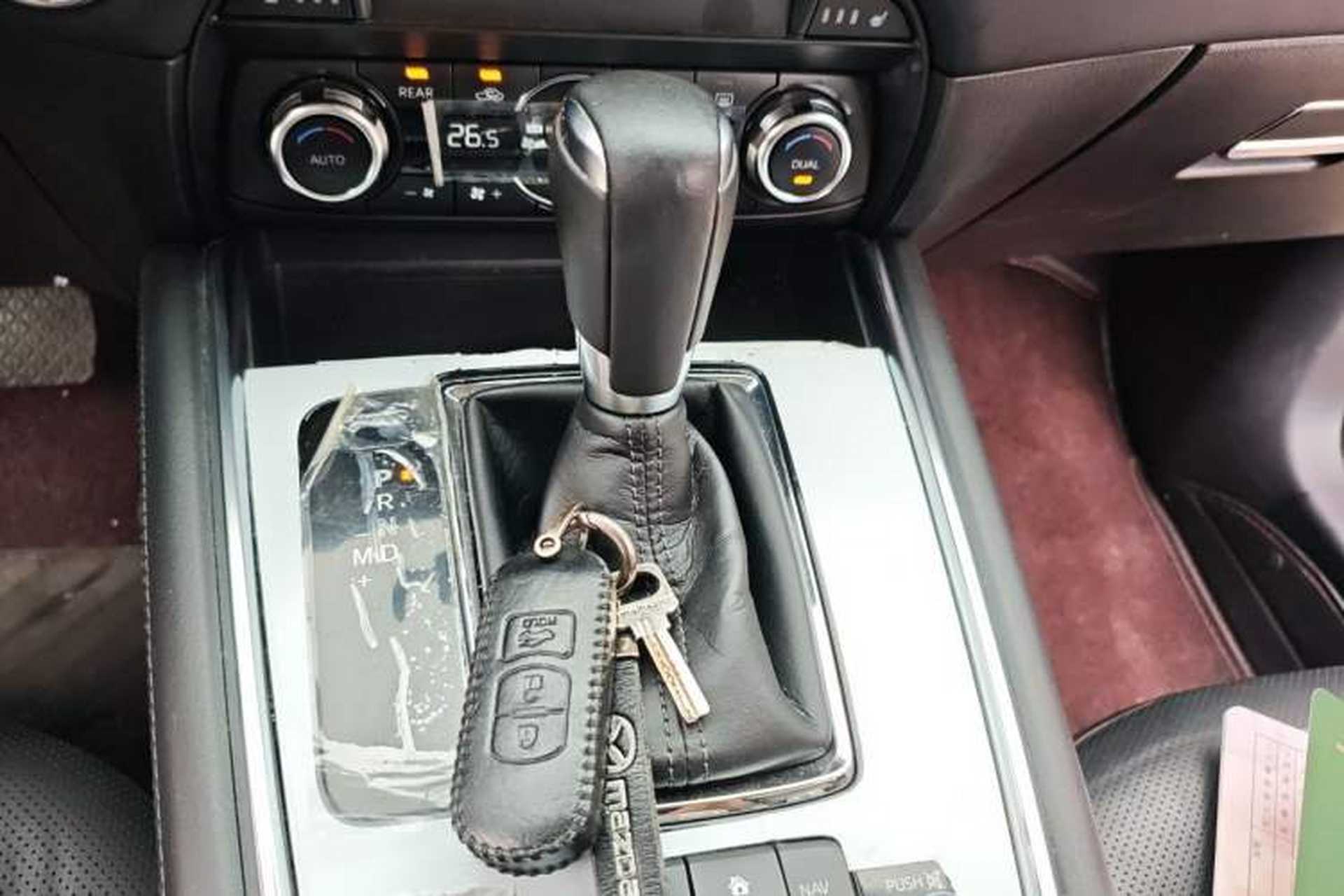 Used Mazda CX-8 2019 2.5L Two-Wheel Drive Prestige Version Gear Lever