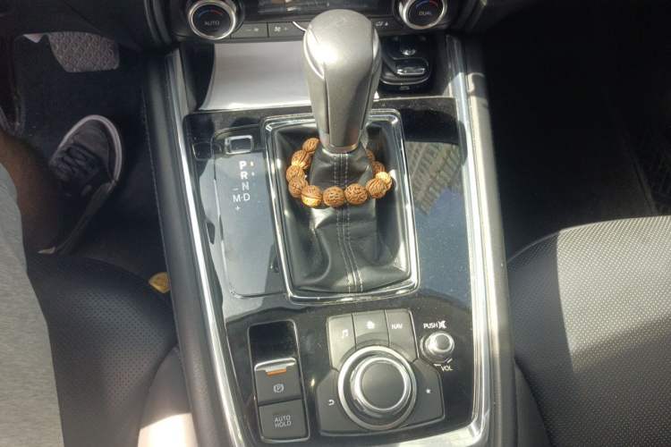 Used Mazda CX-8 2019 2.5L Four-Wheel Drive Deluxe Edition Gear Lever