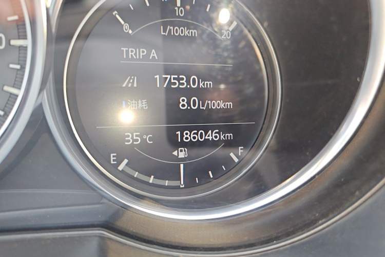 Used Mazda CX-8 2019 2.5L Two-Wheel Drive Prestige Version Odometer Close Up