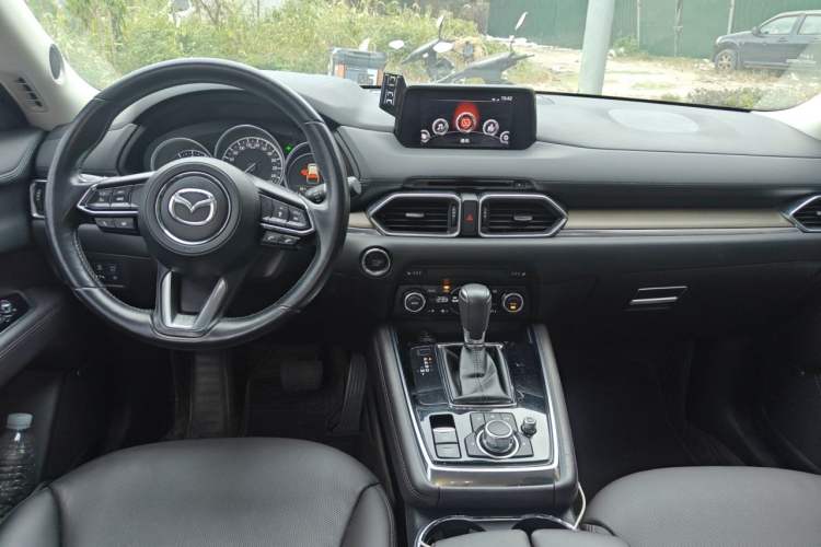 Used Mazda CX-8 2019 2.5L Four-Wheel Drive Flagship Model Center Console