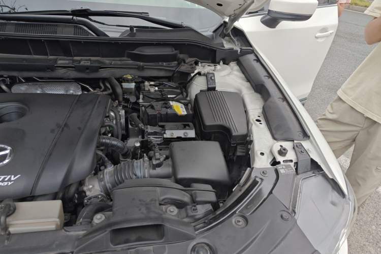 Used Mazda CX-8 2019 2.5L Four-Wheel Drive Flagship Model Engine Bay Left