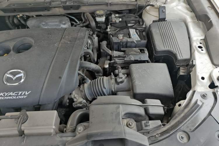 Used Mazda CX-8 2019 2.5L Four-Wheel Drive Flagship Model Engine Bay Left