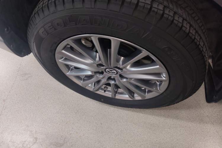 Used Mazda CX-8 2019 2.5L Two-Wheel Drive Luxury Version Exterior 5