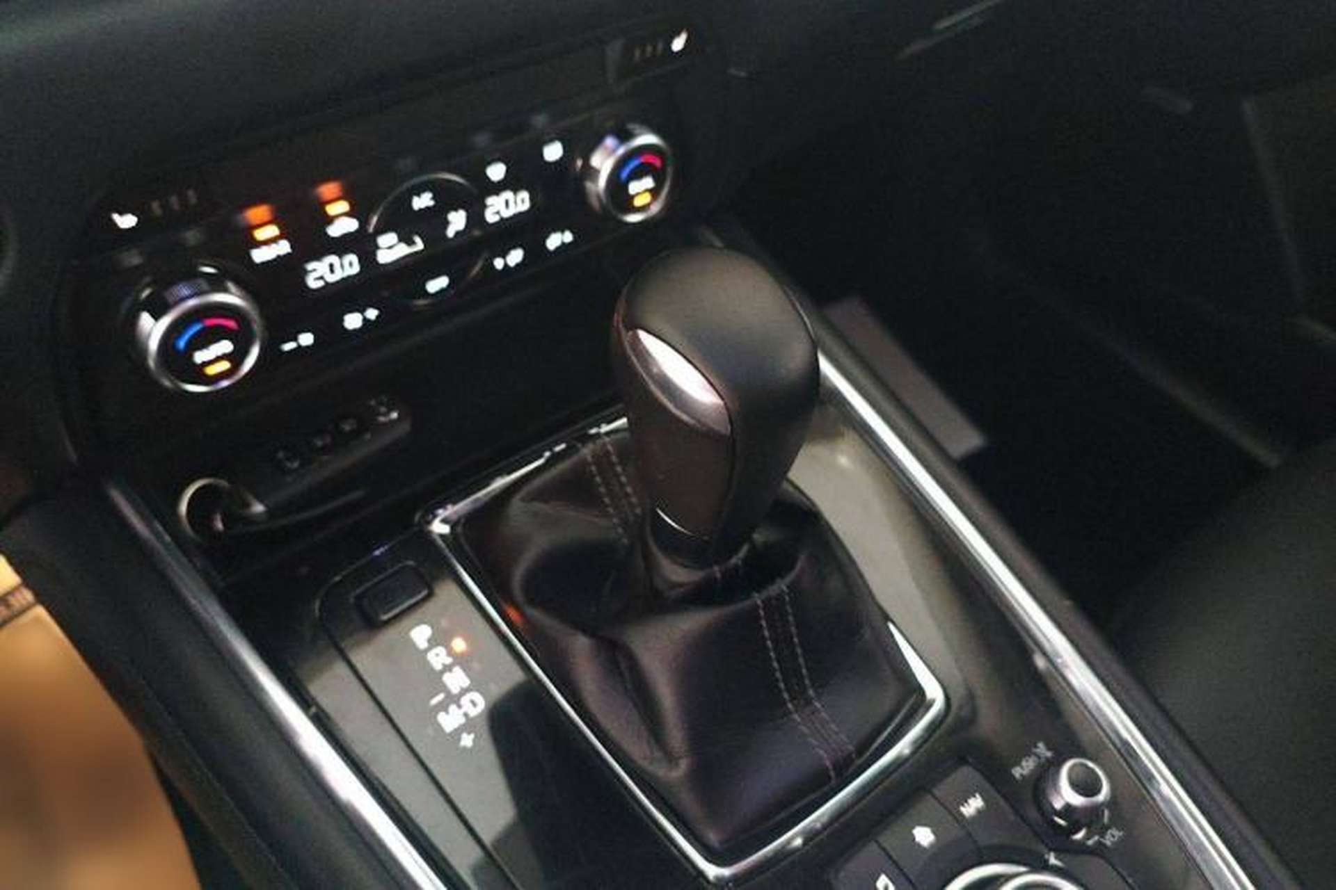 Used Mazda CX-8 2019 2.5L Four-Wheel Drive Deluxe Edition Gear Lever
