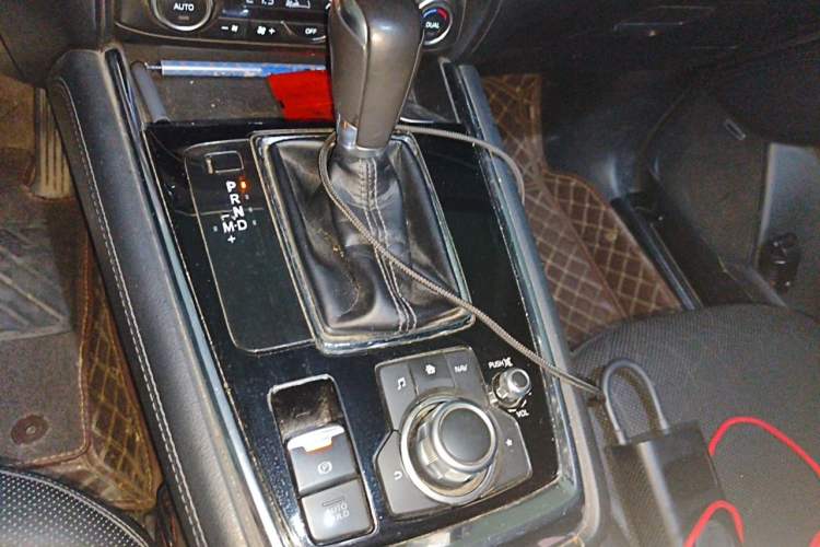 Used Mazda CX-8 2019 2.5L Four-Wheel Drive Deluxe Edition Gear Lever