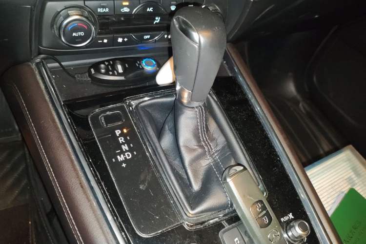 Used Mazda CX-8 2019 2.5L Two-Wheel Drive Luxury Version Gear Lever