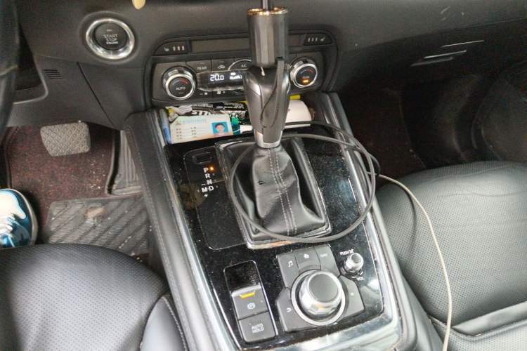 Used Mazda CX-8 2019 2.5L Four-Wheel Drive Deluxe Edition Gear Lever