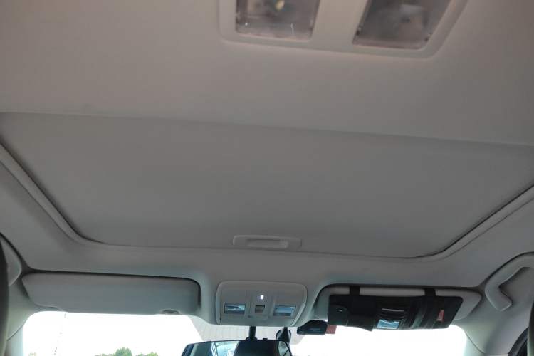 Used Mazda CX-8 2019 2.5L Four-Wheel Drive Deluxe Edition Headliner