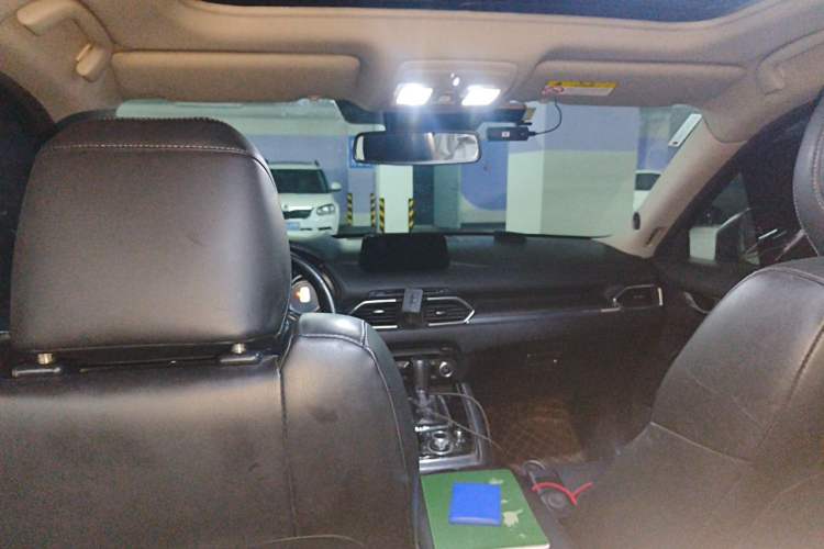 Used Mazda CX-8 2019 2.5L Four-Wheel Drive Deluxe Edition Headliner