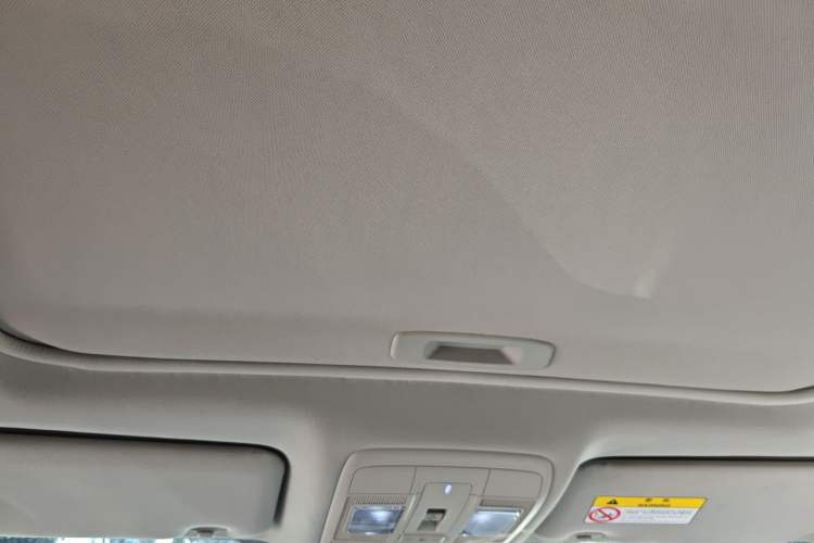 Used Mazda CX-8 2019 2.5L Four-Wheel Drive Deluxe Edition Headliner