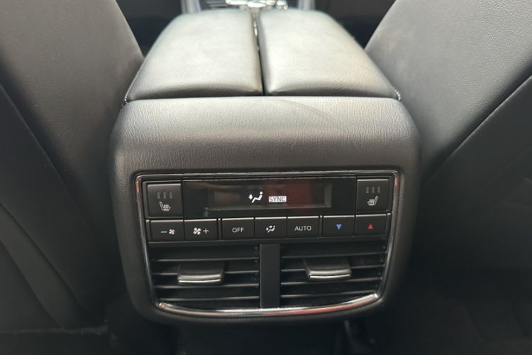 Used Mazda CX-8 2019 2.5L Two-Wheel Drive Prestige Version Interior 13