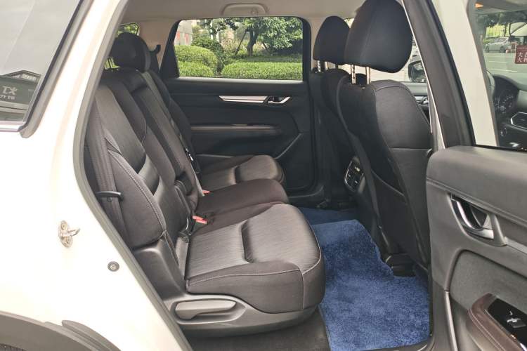 Used Mazda CX-8 2019 2.5L Two-Wheel Drive Luxury Version Interior 2