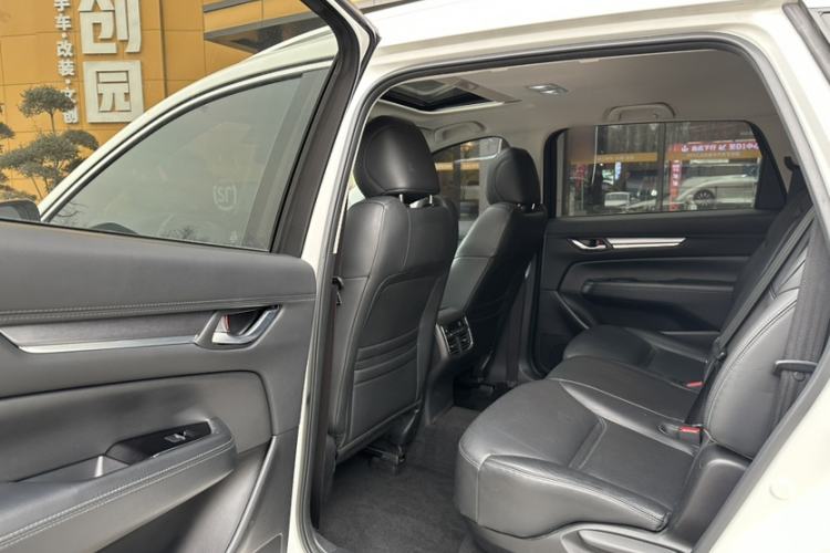 Used Mazda CX-8 2019 2.5L Two-Wheel Drive Prestige Version Interior 3