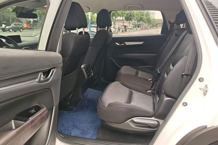Used Mazda CX-8 2019 2.5L Two-Wheel Drive Luxury Version Interior 8