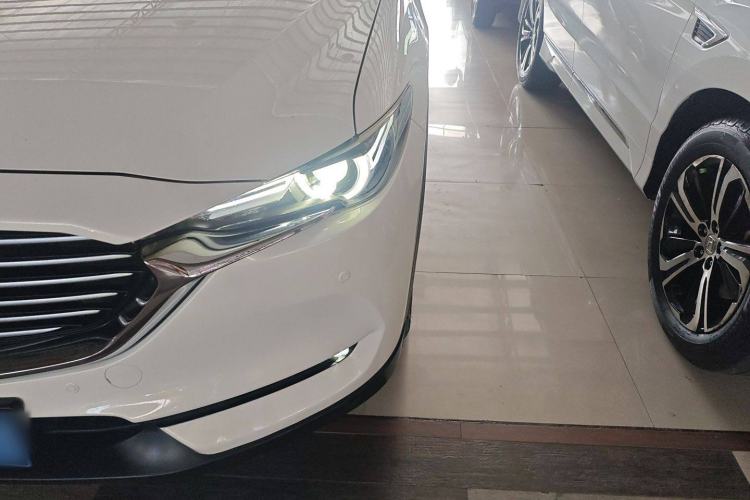 Used Mazda CX-8 2019 2.5L Four-Wheel Drive Deluxe Edition Left Front Headlight