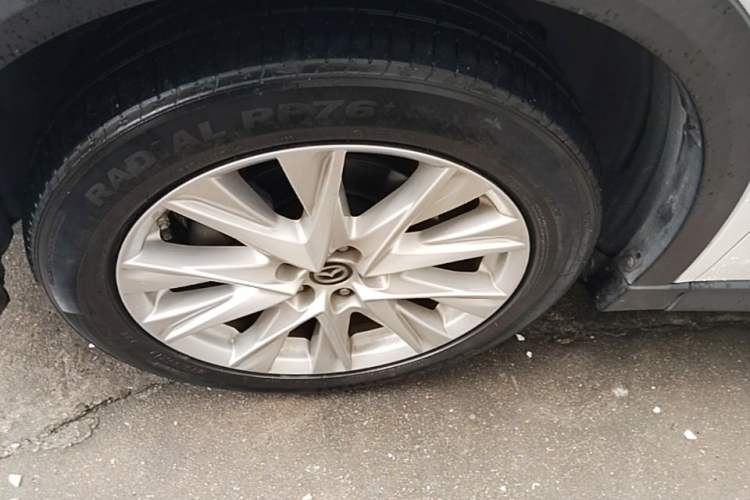 Used Mazda CX-8 2019 2.5L Four-Wheel Drive Deluxe Edition Left Front Wheel Hub