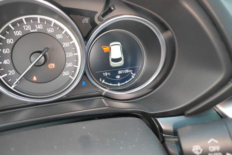 Used Mazda CX-8 2019 2.5L Four-Wheel Drive Deluxe Edition Odometer Close Up